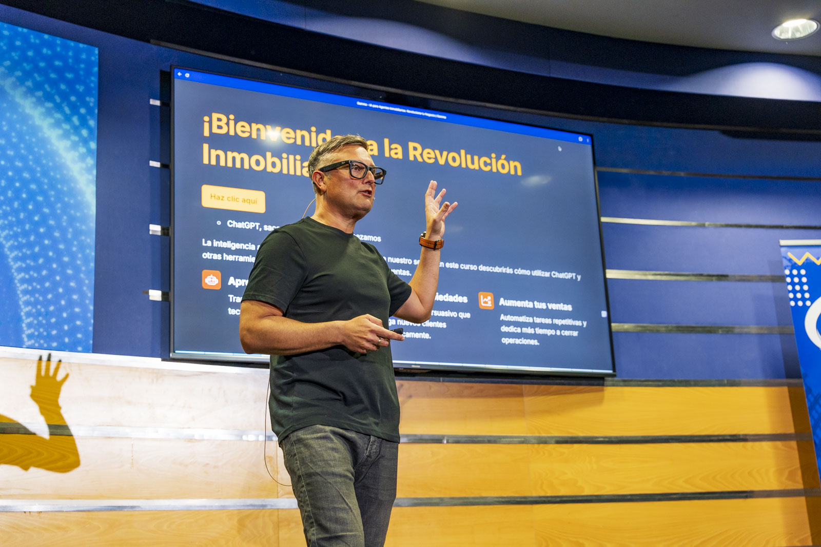 Jesús Pérez de la Torre compartiendo experiencias sobre transformación digital inmobiliaria